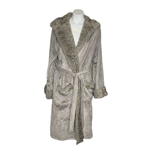 Pottery Barn Other - POTTERY BARN Robe Plush Faux Fur Hooded Belted Taupe Size Large